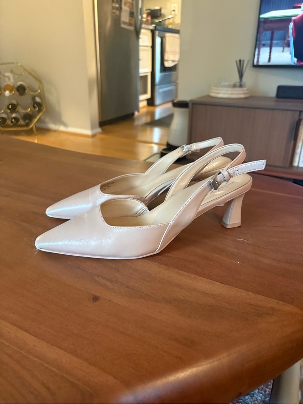 Naturalizer Pearl White Pointed Slingback Heels